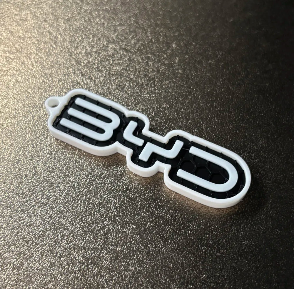 Premium BYD Keychain – Honeycomb Pattern Edition