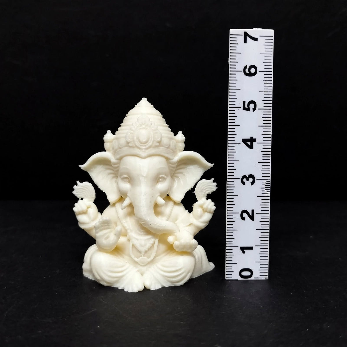 Divine Eco-Friendly Ganpati Idol | Unbreakable Custom Murti