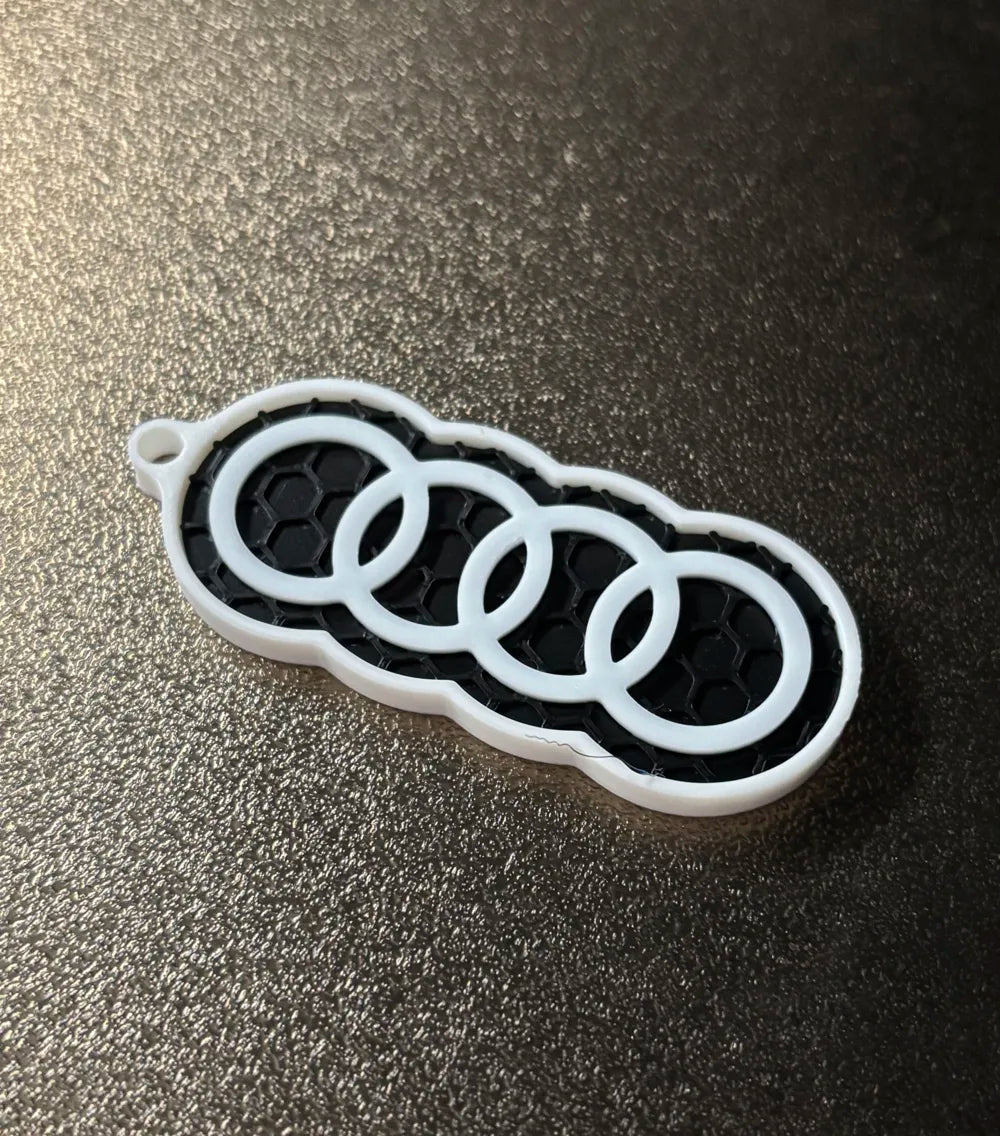 Premium Audi Rings Keychain – Honeycomb Pattern Edition