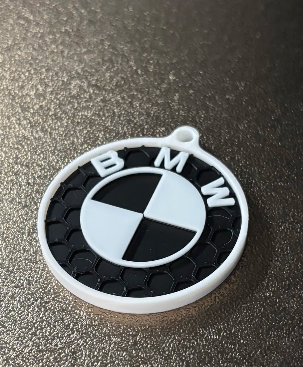 Premium BMW Keychain – Honeycomb Pattern Edition